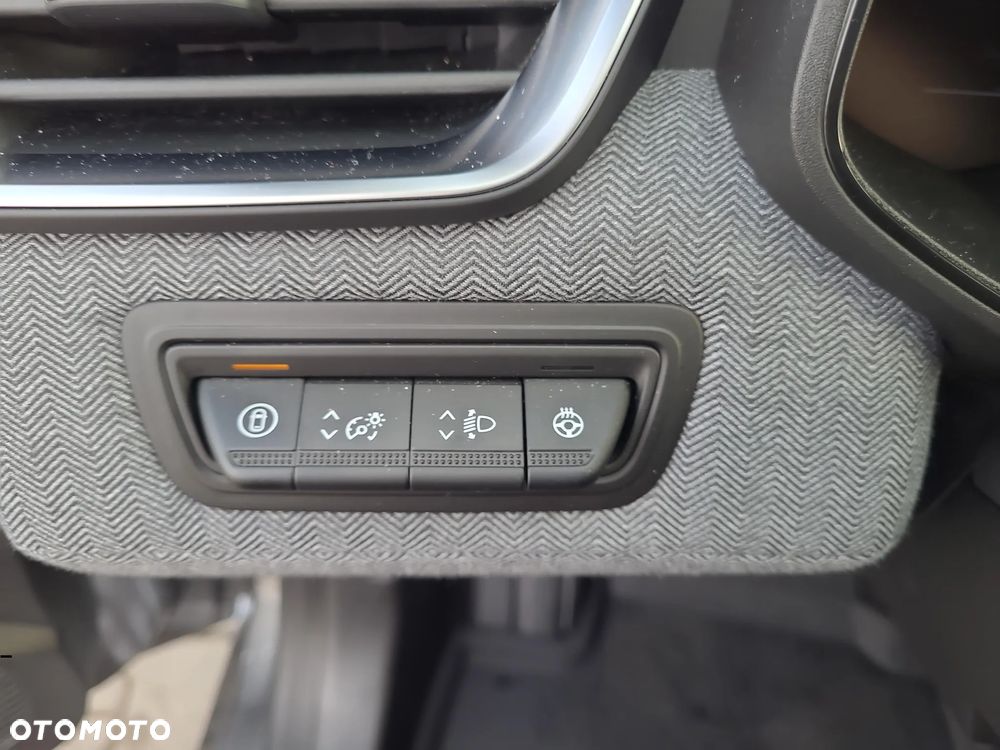 Renault Clio 1.0 TCe Techno - 19