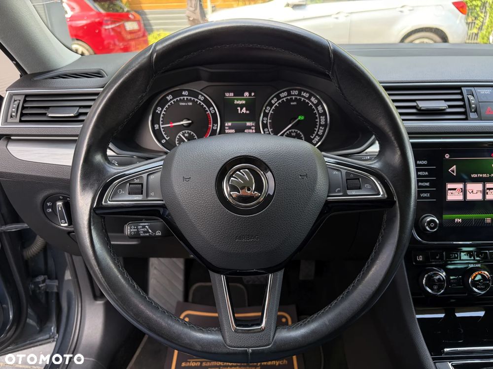 Skoda Superb 1.4 TSI ACT Ambition DSG - 21
