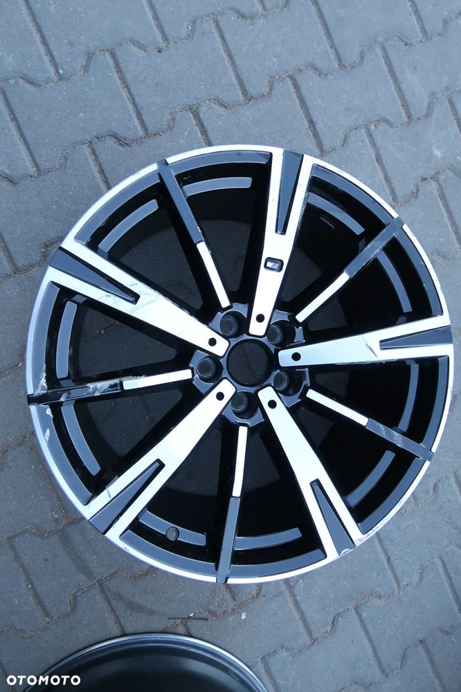 P02 Felga BMW 5A324E7 10x20et46 - 1