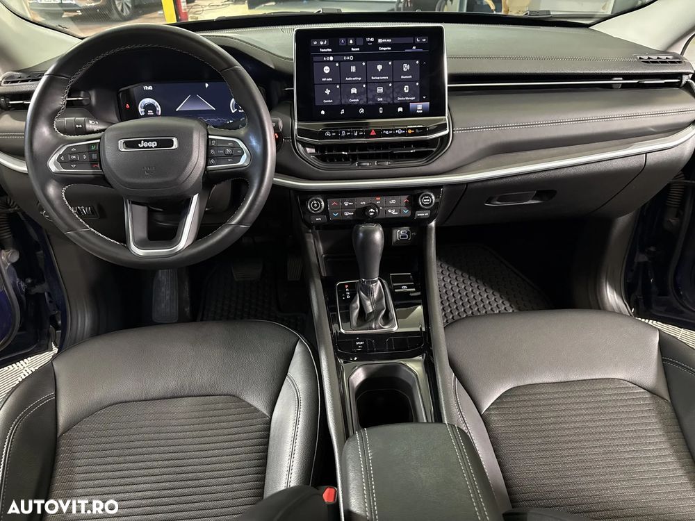 Jeep Compass - 10