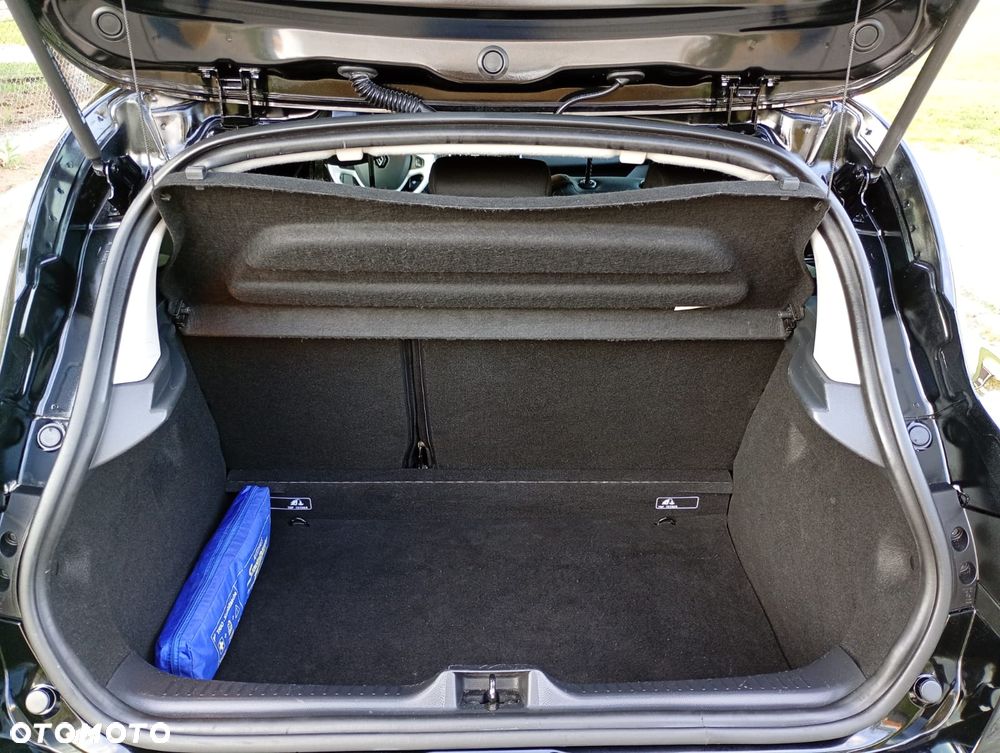 Renault Clio - 25