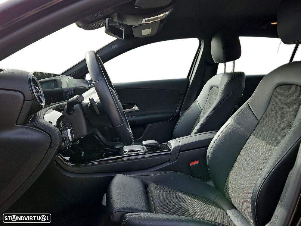 Mercedes-Benz A 250 e Style Plus - 11