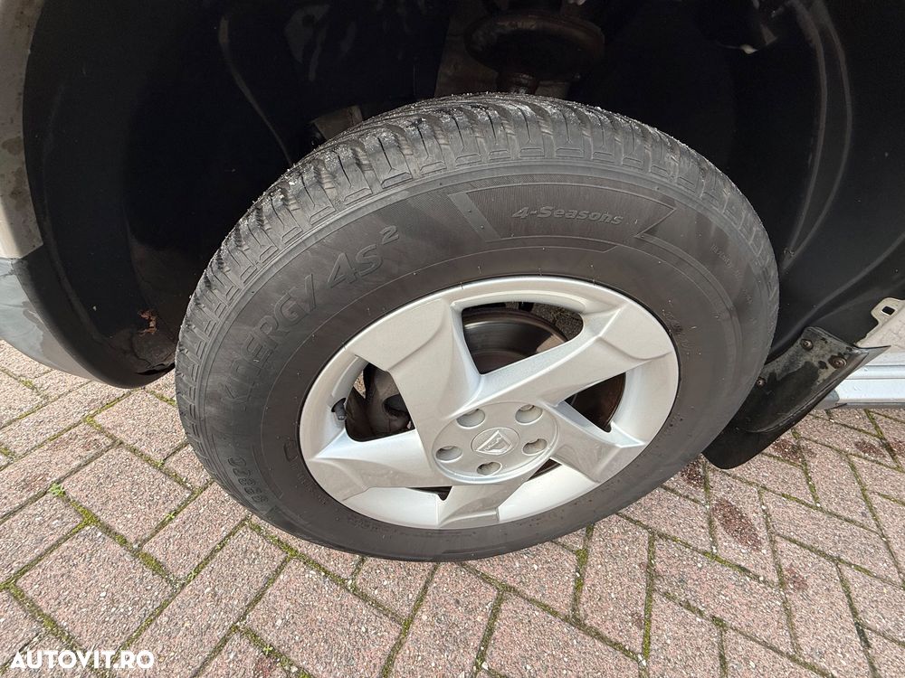 Dacia Duster 1.6 16V 4x2 Prestige - 20