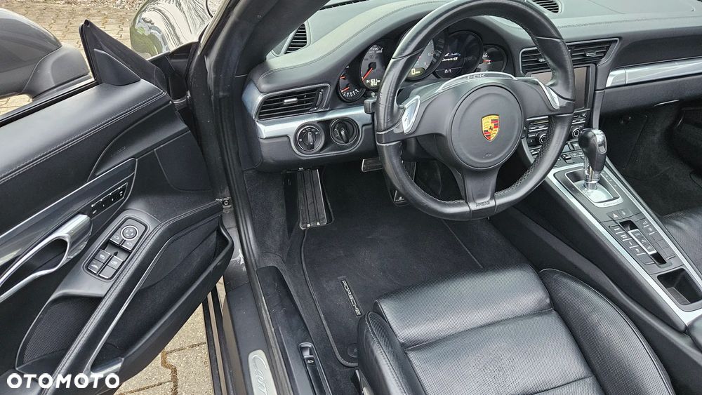 Porsche 911 Carrera 4S PDK - 10