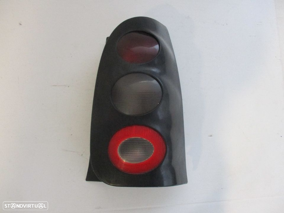 Farol Farolim Tras Smart ForTwo Direito - 2