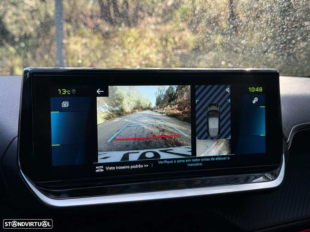 Peugeot e-208 GT - 13