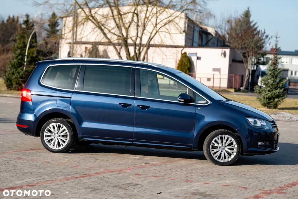 Volkswagen Sharan 2.0 TDI DSG Blue Motion Highline - 19