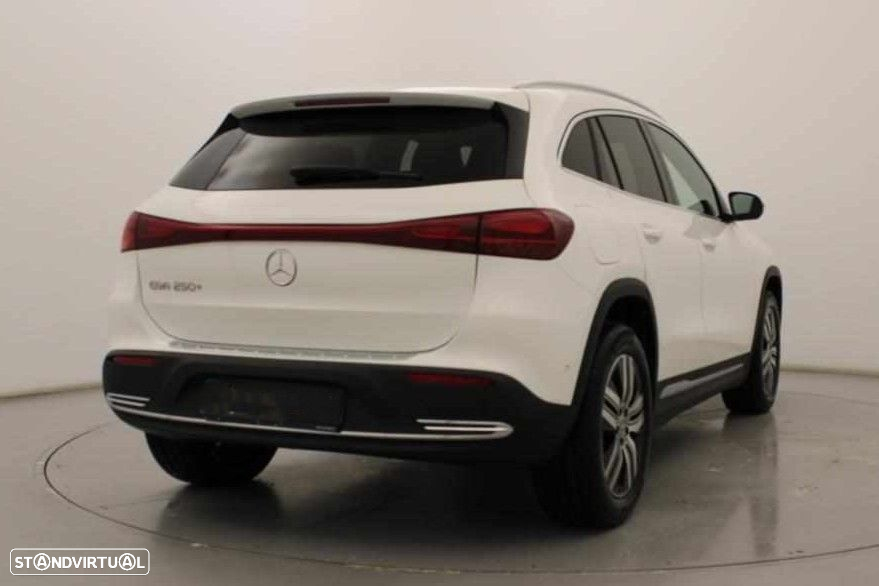 Mercedes-Benz EQA 250+ - 4