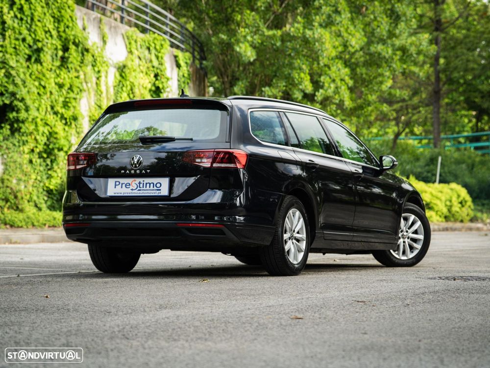 VW Passat Variant - 29