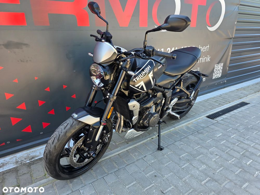 Triumph Trident - 34