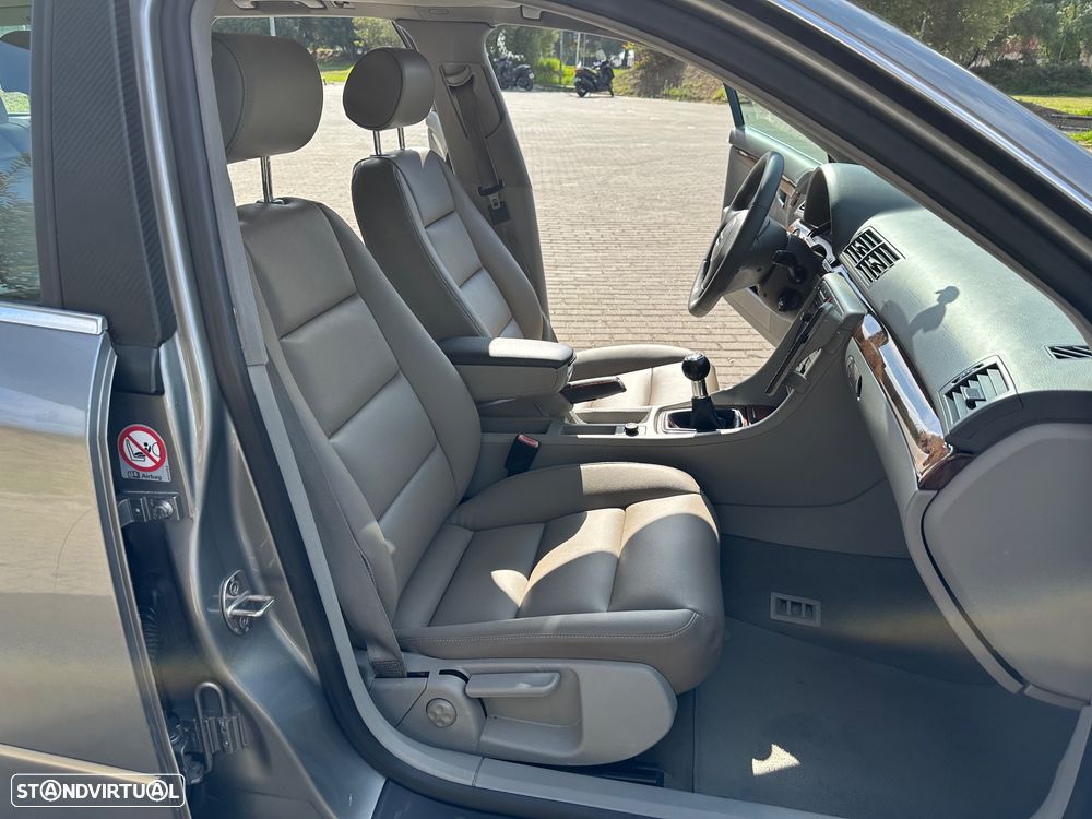 Audi A4 Avant 1.9 TDI - 12