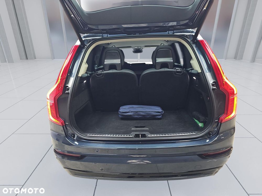 Volvo XC 90 - 19