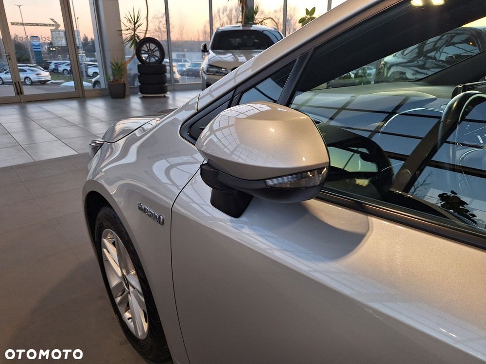 Toyota Corolla 1.8 Hybrid Comfort - 9