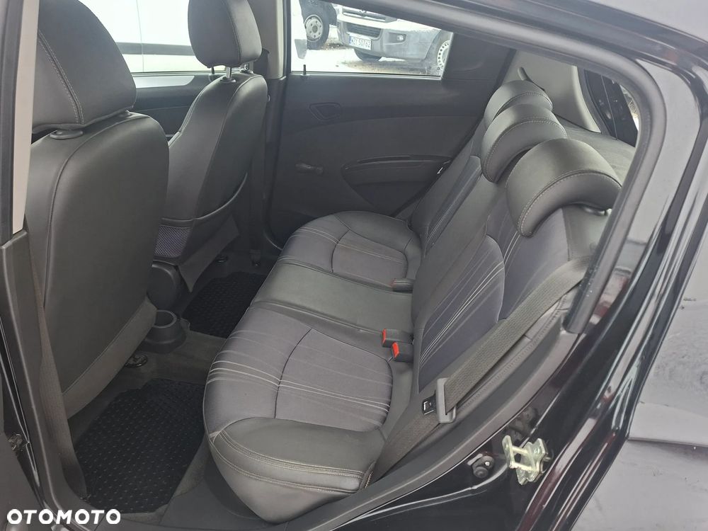 Chevrolet Spark 1.0 - 8