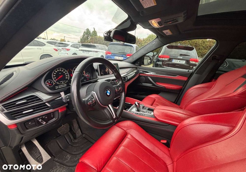 BMW X6M - 11