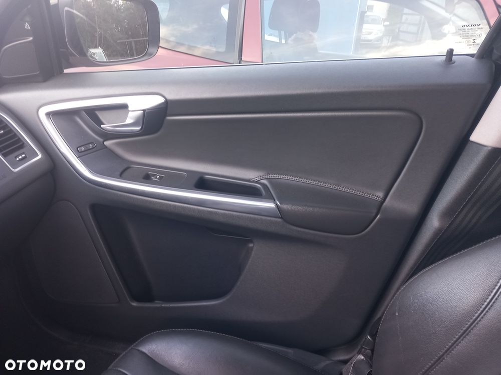 Volvo XC 60 T5 Geartronic Summum - 13