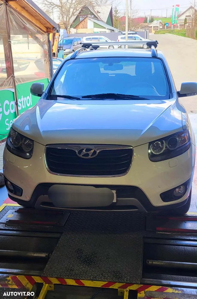 Hyundai Santa Fe - 2