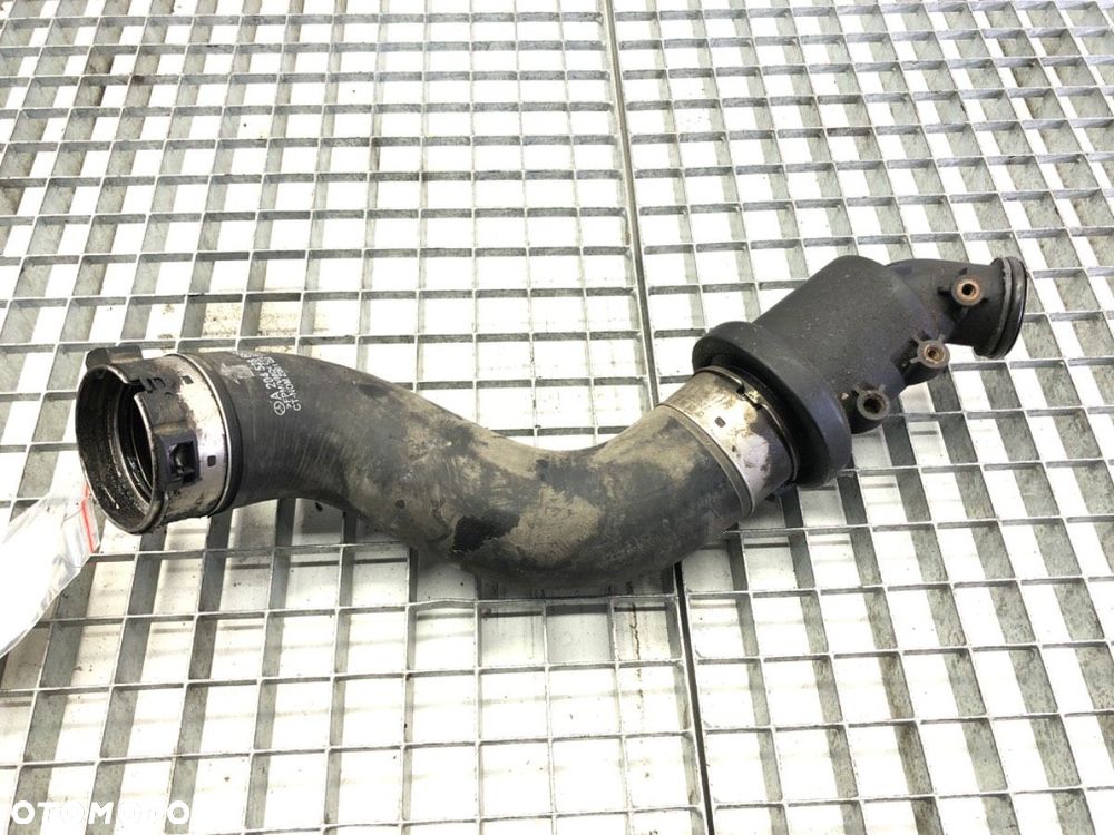 RURA POWIETRZA  MERCEDES-BENZ KLASA C (W204) 2007 - 2015 C 200 CDI (204.001) 100 kW [136 KM] olej - 1