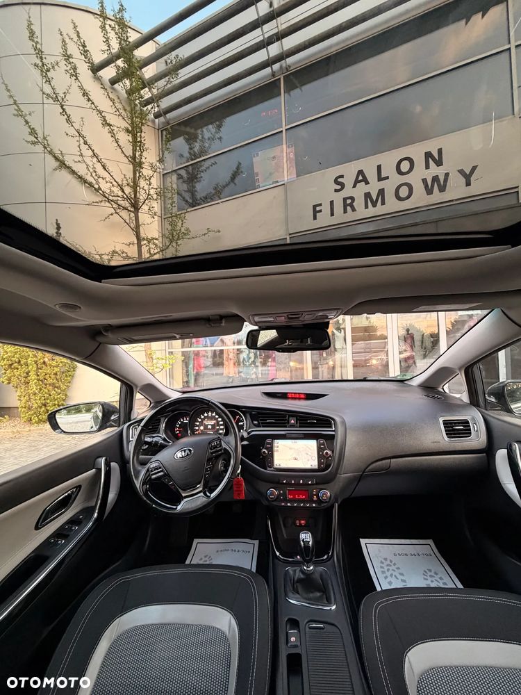 Kia Ceed - 14