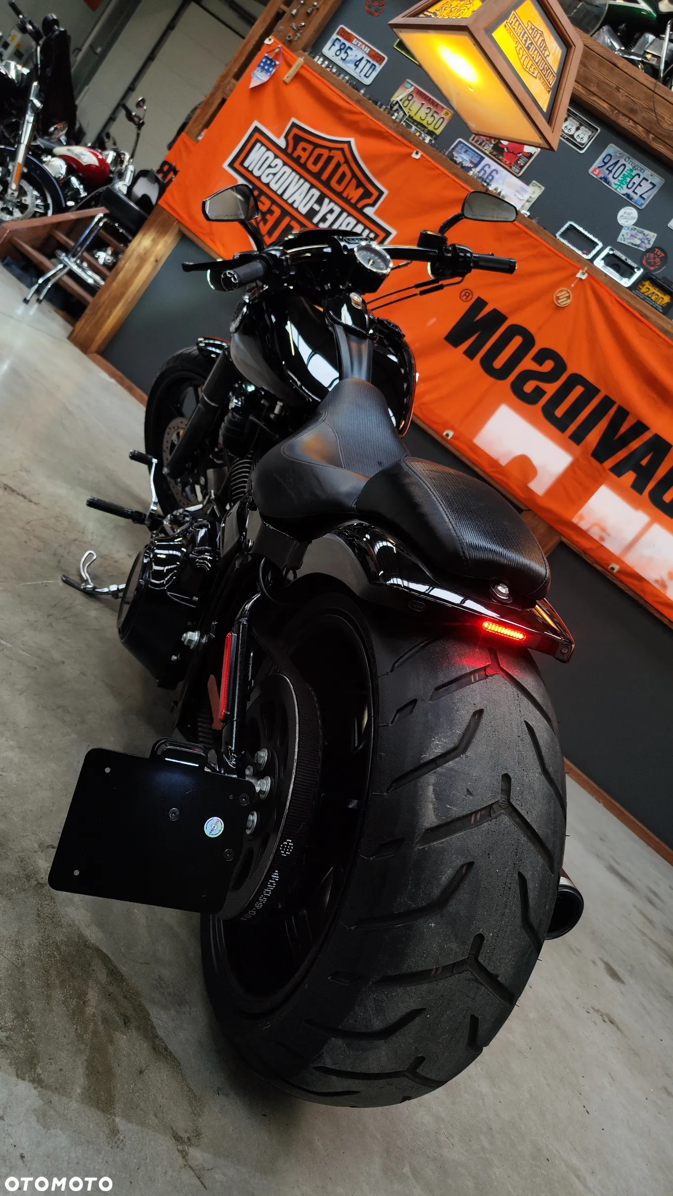Harley-Davidson FXSB Breakout - 10