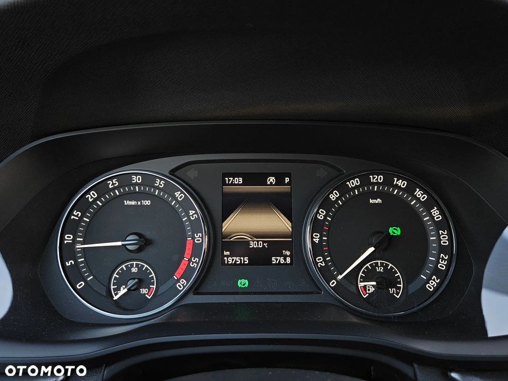 Skoda Octavia 2.0 TDI Ambition DSG - 20