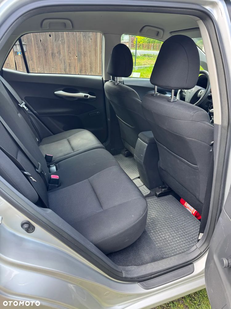 Toyota Auris 1.4 D-4D Terra - 13