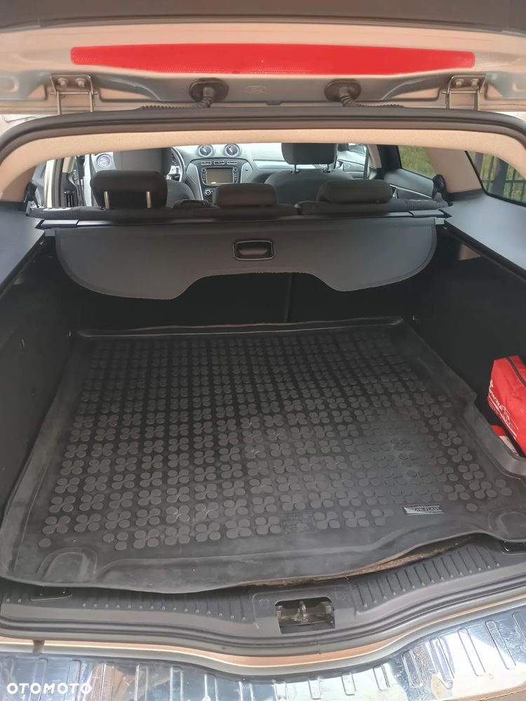 Ford Mondeo 1.6 T Titanium - 12