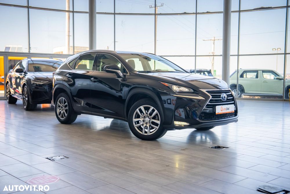 Lexus Seria NX 300h Executive Line - 23