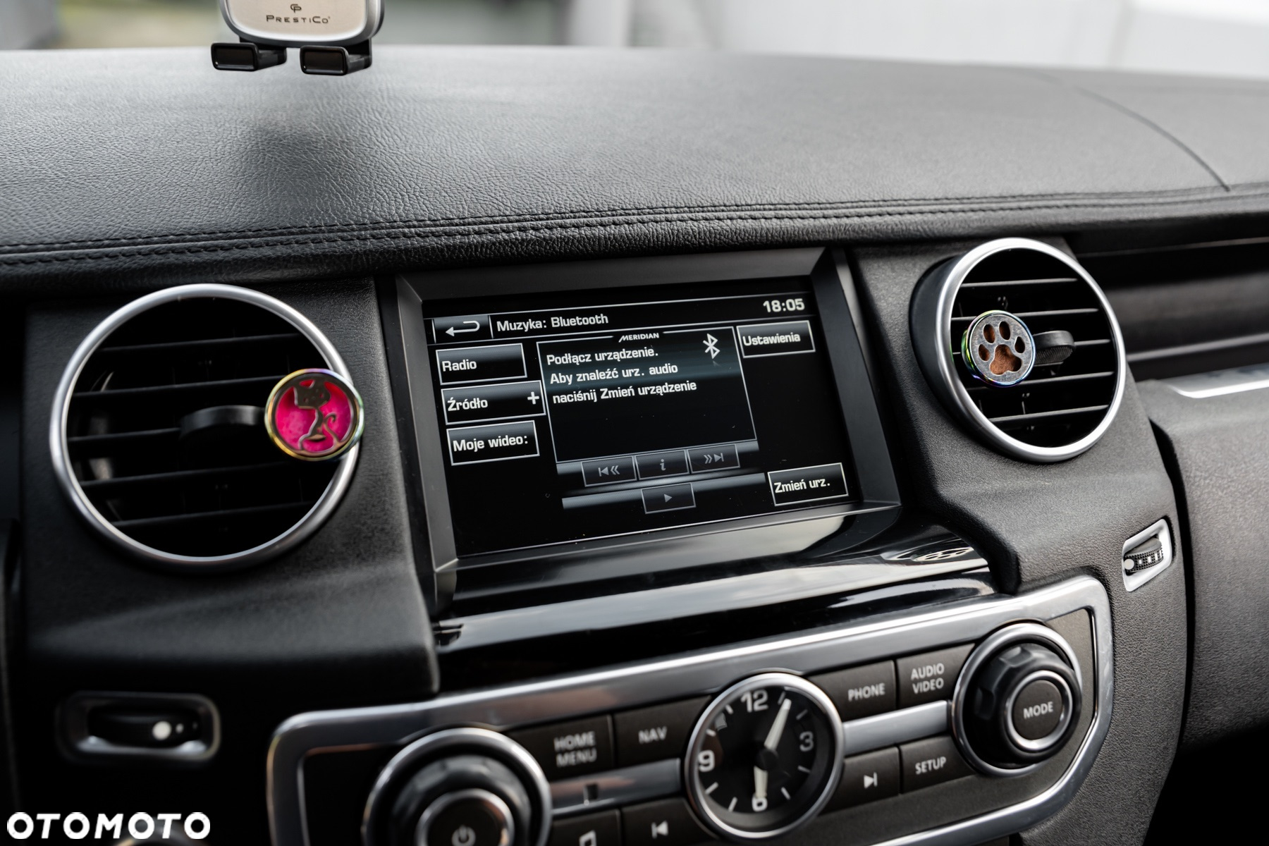Land Rover Discovery SD V6 HSE - 33