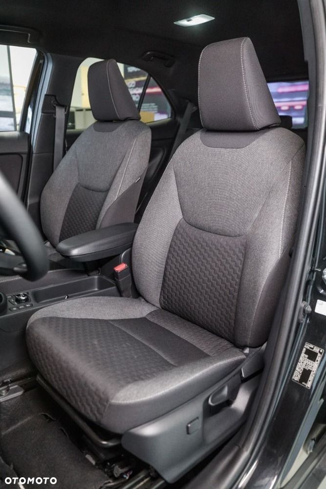 Toyota Yaris Cross Hybrid 1.5 Style AWD - 23