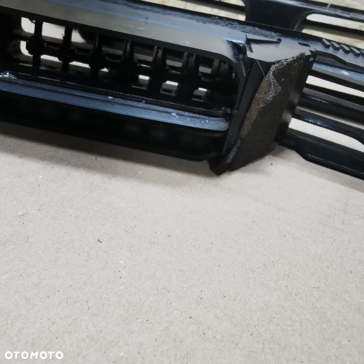 BMW E24 635CSI EUROPA KRATKA NAWIEWU KOKPITU NR. 64221381675OEM, 64221381679OEM, 64221381676OEM - 10