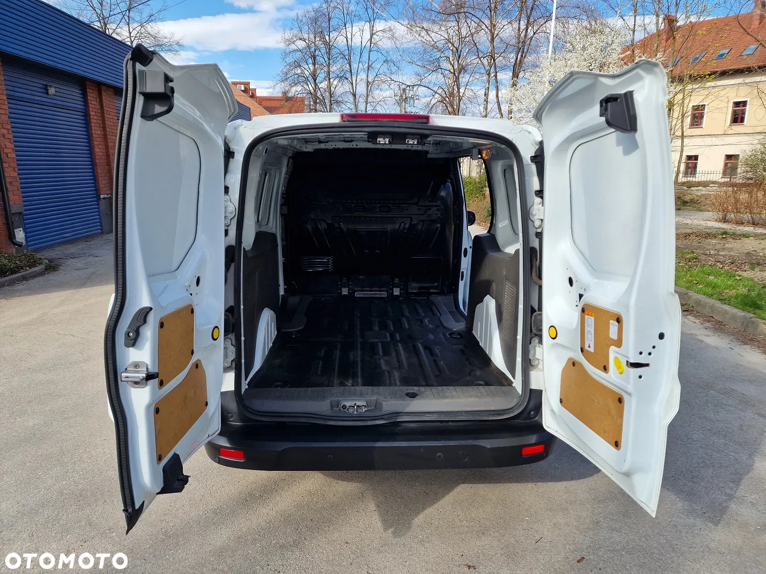 Ford Transit Connect - 8
