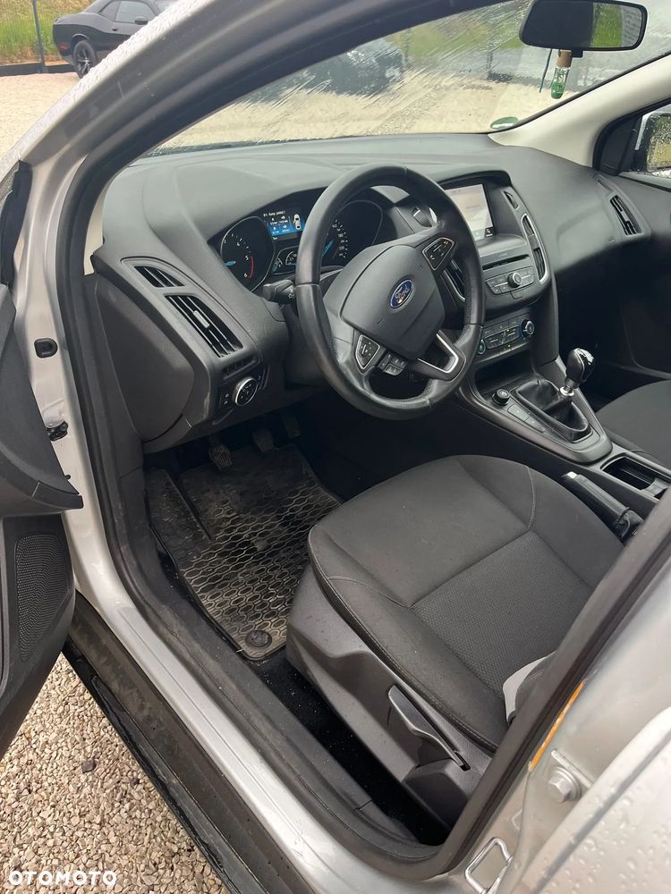Ford Focus 1.5 TDCi DPF Start-Stopp-System Trend - 9
