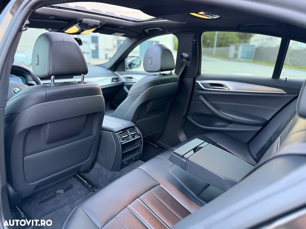 BMW Seria 5 520d xDrive Aut. Luxury Line - 17