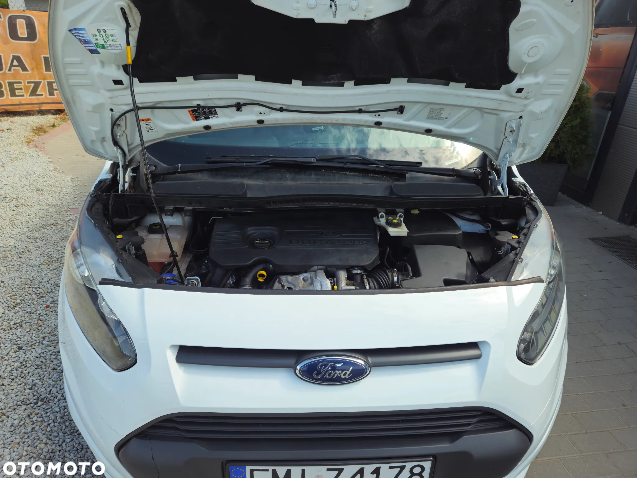 Ford Transit Connect - 22