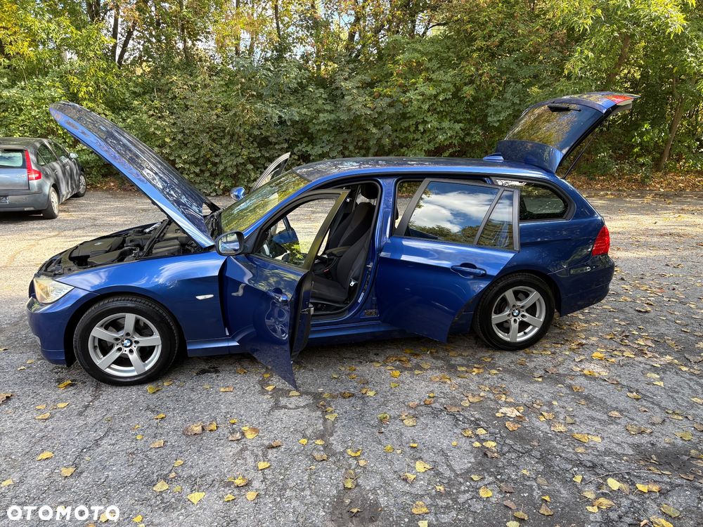 BMW Seria 3 - 12
