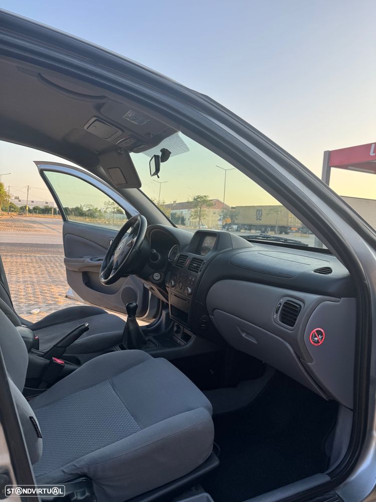 Nissan Almera - 6