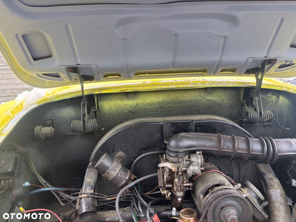 Volkswagen Karmann Ghia - 9