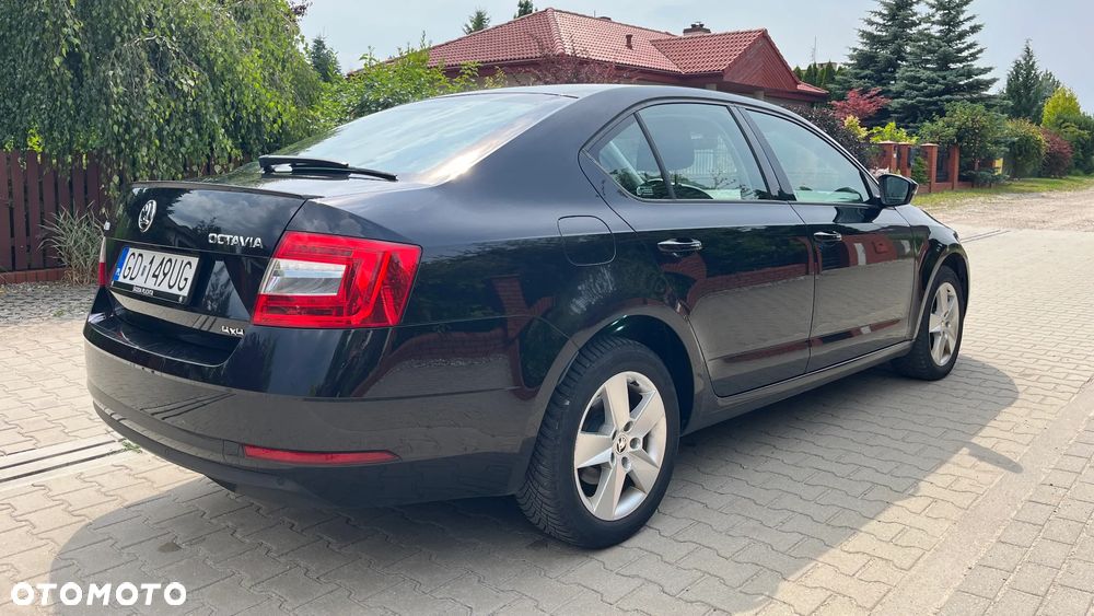 Skoda Octavia 2.0 TDI SCR 4x4 Ambition DSG - 5