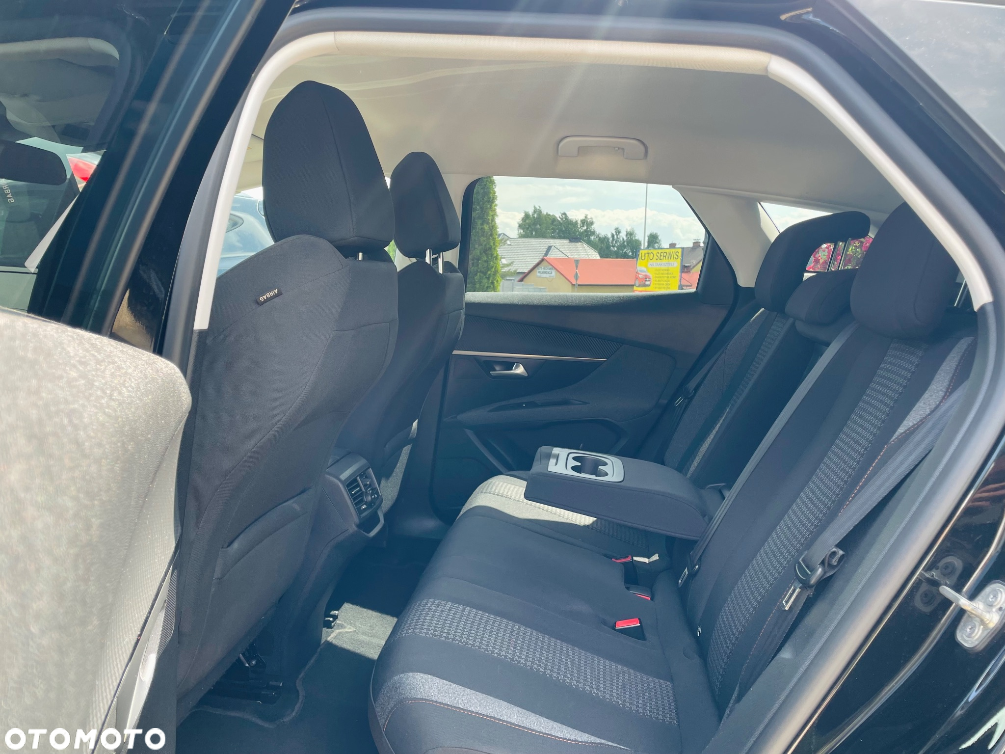 Peugeot 3008 1.2 PureTech Allure S&S - 14