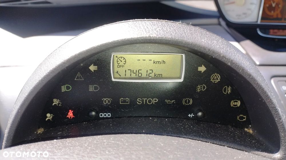 Citroën C8 HDi 165 Exclusive - 15