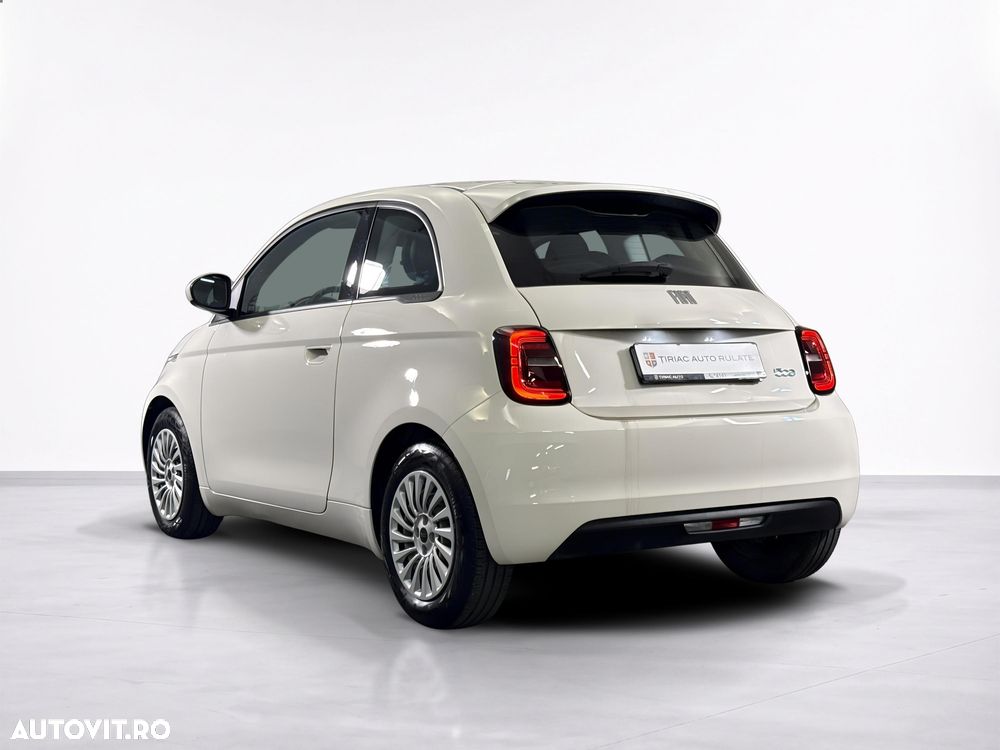 Fiat 500E - 4