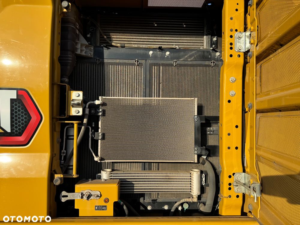 Caterpillar 320 NG New Generation , 323 - 18