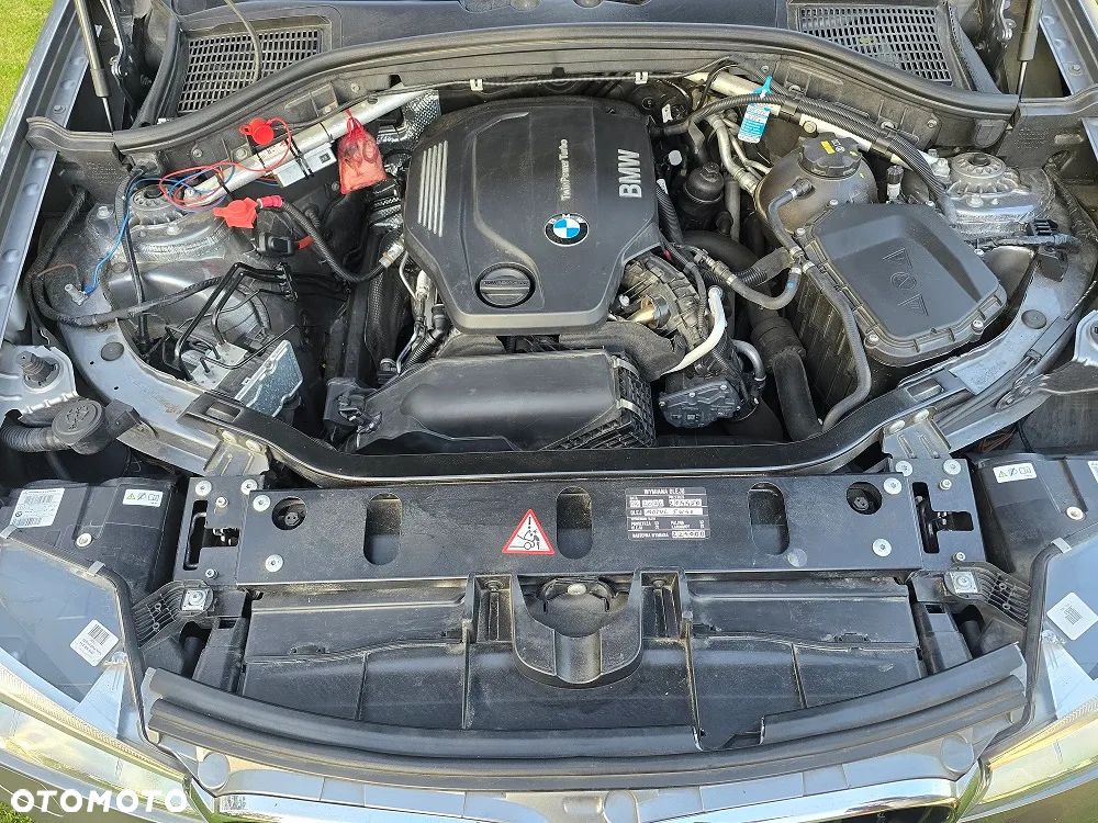 BMW X3 xDrive20d - 16