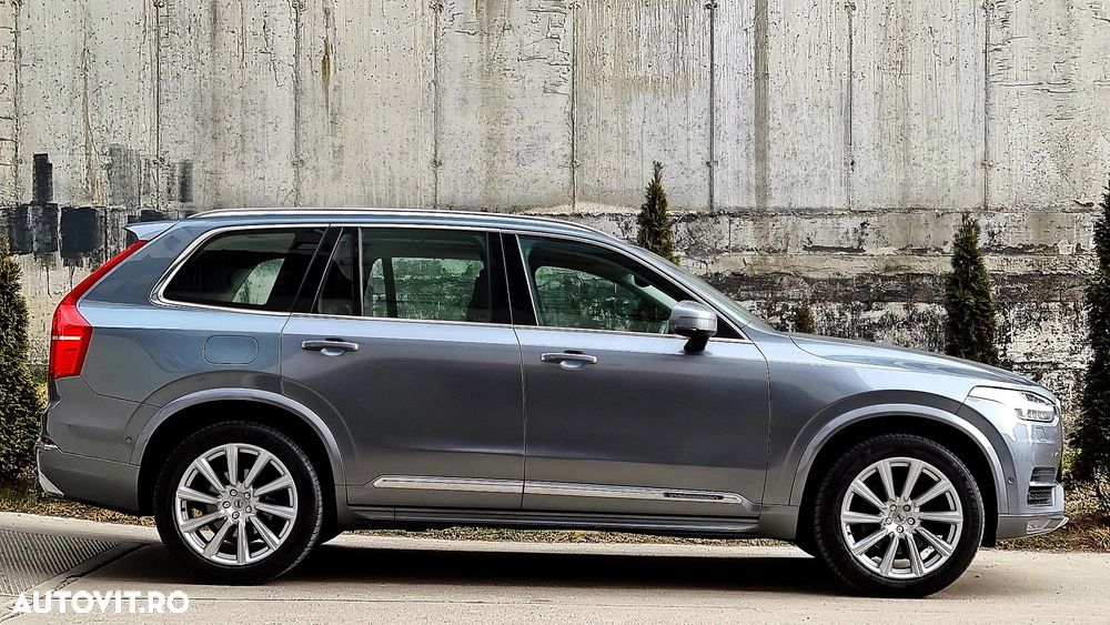 Volvo XC 90 D5 AWD Geartronic Inscription - 12