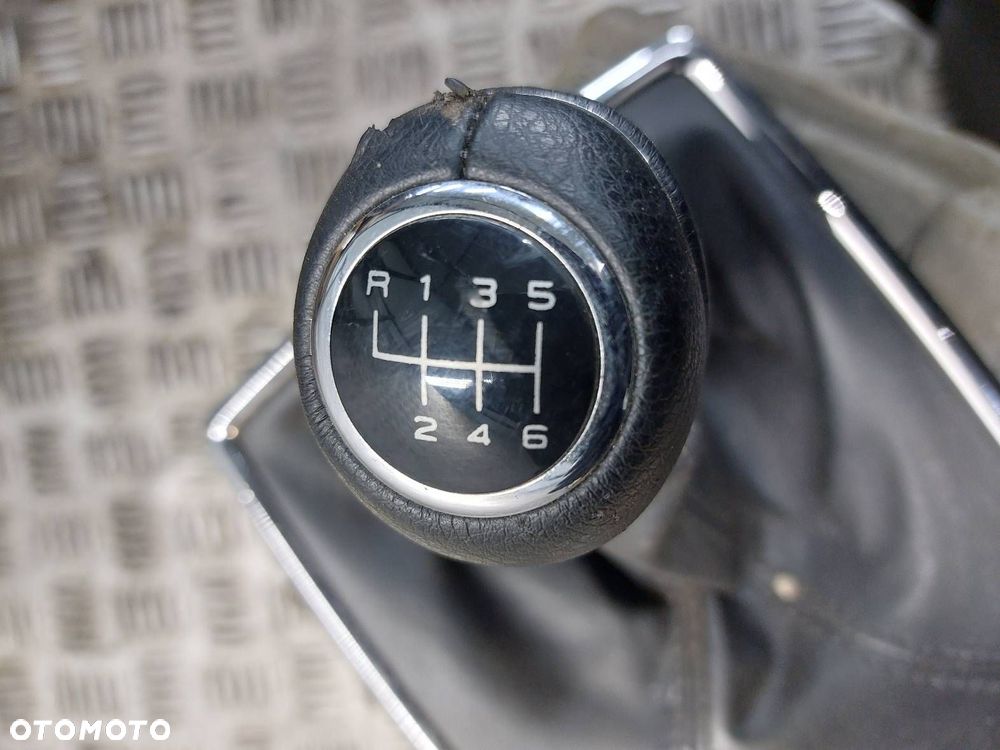 LEWAREK ZMIANY BIEGÓW DRĄŻEK 6B MERCEDES-BENZ W204 C220 2.2 CDI ID: 237391 - 2