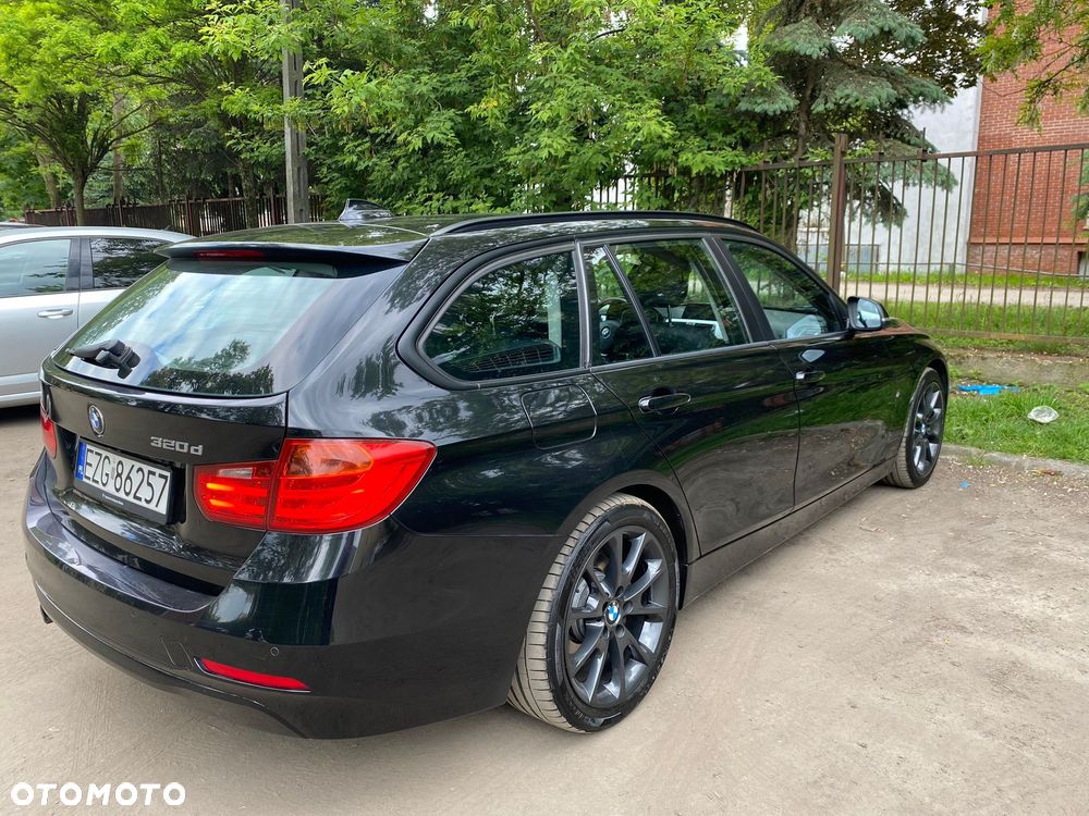 BMW Seria 3 320d - 4
