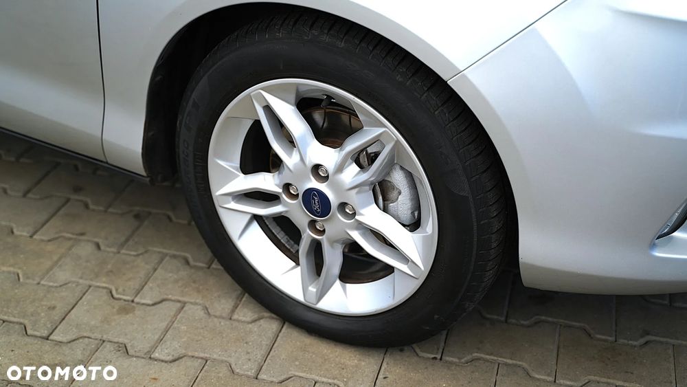 Ford B-MAX - 12