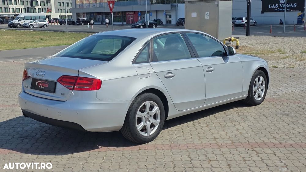 Audi A4 Limuzina - 3