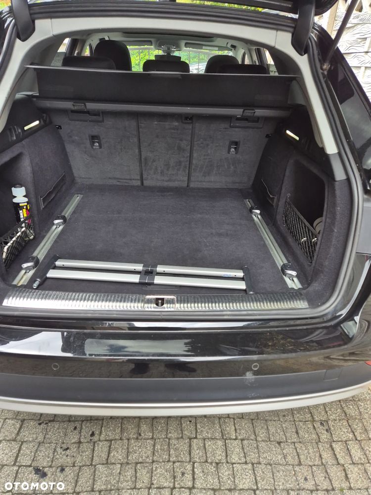 Audi A4 Allroad 2.0 TDI Quattro S tronic - 23